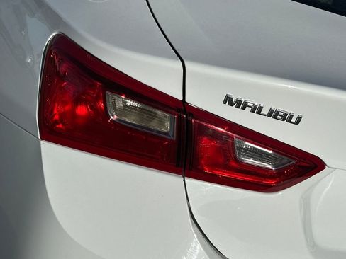 Used 2023 Chevrolet Malibu LT w/ Driver Confidence Package image 31