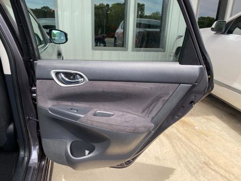 Used 2015 Nissan Sentra SR w/ Protection Package image 17