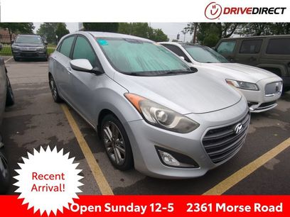 Used 2017 Hyundai Elantra GT w/ Value Edition Package 02