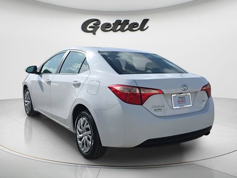 Used 2018 Toyota Corolla LE FWD image 7