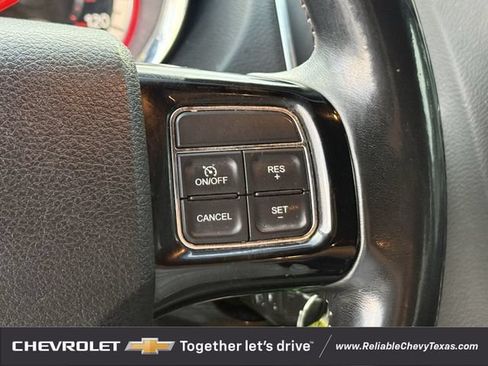 Used 2019 Dodge Grand Caravan SE FWD image 15