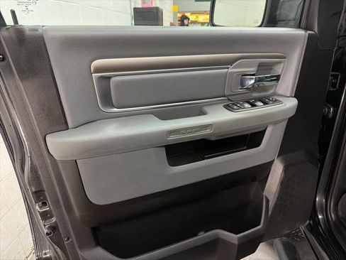 Used 2019 RAM 1500 Big Horn image 8