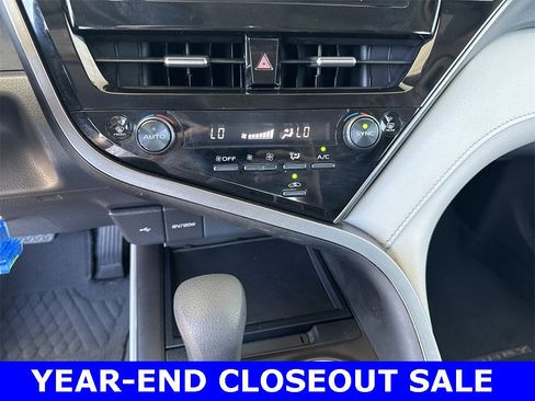 Used 2023 Toyota Camry LE image 27
