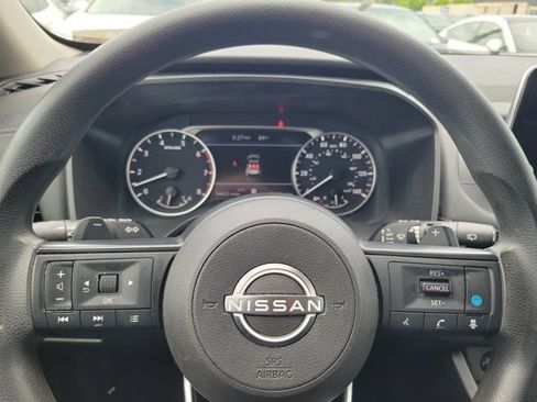 Certified 2024 Nissan Rogue SV AWD/4WD image 19
