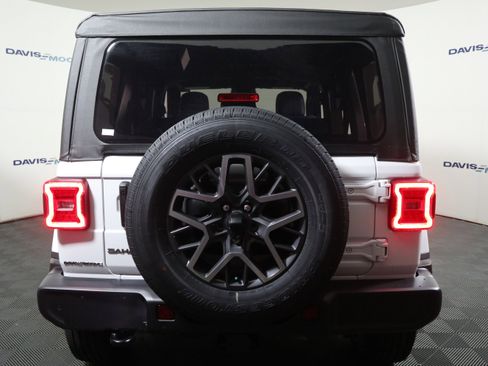 New 2026 Jeep Wrangler Sahara AWD/4WD image 7