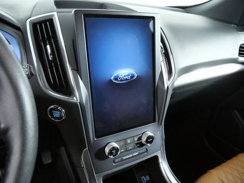 Certified 2023 Ford Edge Titanium w/ Equipment Group 301A AWD/4WD image 16