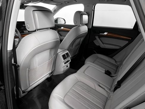 Certified 2022 Audi Q5 2.0T Premium Plus w/ Premium Plus Package image 20