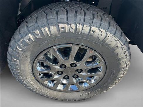 New 2025 Toyota Tundra SR5 AWD/4WD image 12