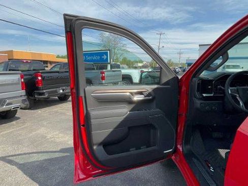 Used 2026 Chevrolet Silverado 1500 LT AWD/4WD image 25