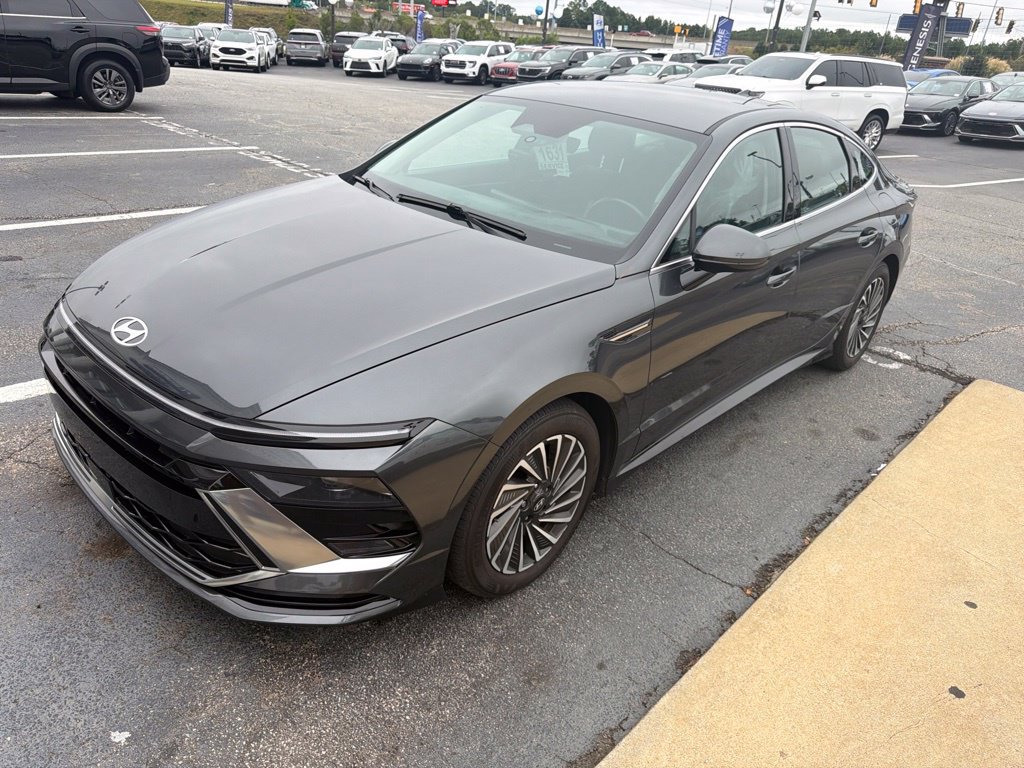 Used 2024 Hyundai Sonata SEL FWD image 2