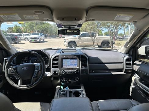 Used 2019 Ford Expedition Max XLT w/ Equipment Group 202A RWD image 12