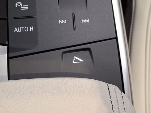 New 2026 BMW X1 xDrive28i w/ Technology Package image 18