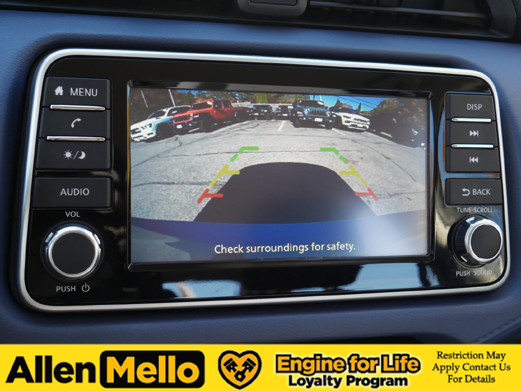 Used 2024 Nissan Versa SV FWD image 18