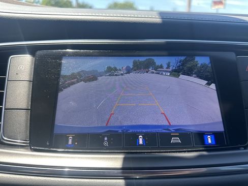 Used 2024 Buick Enclave Premium FWD image 24