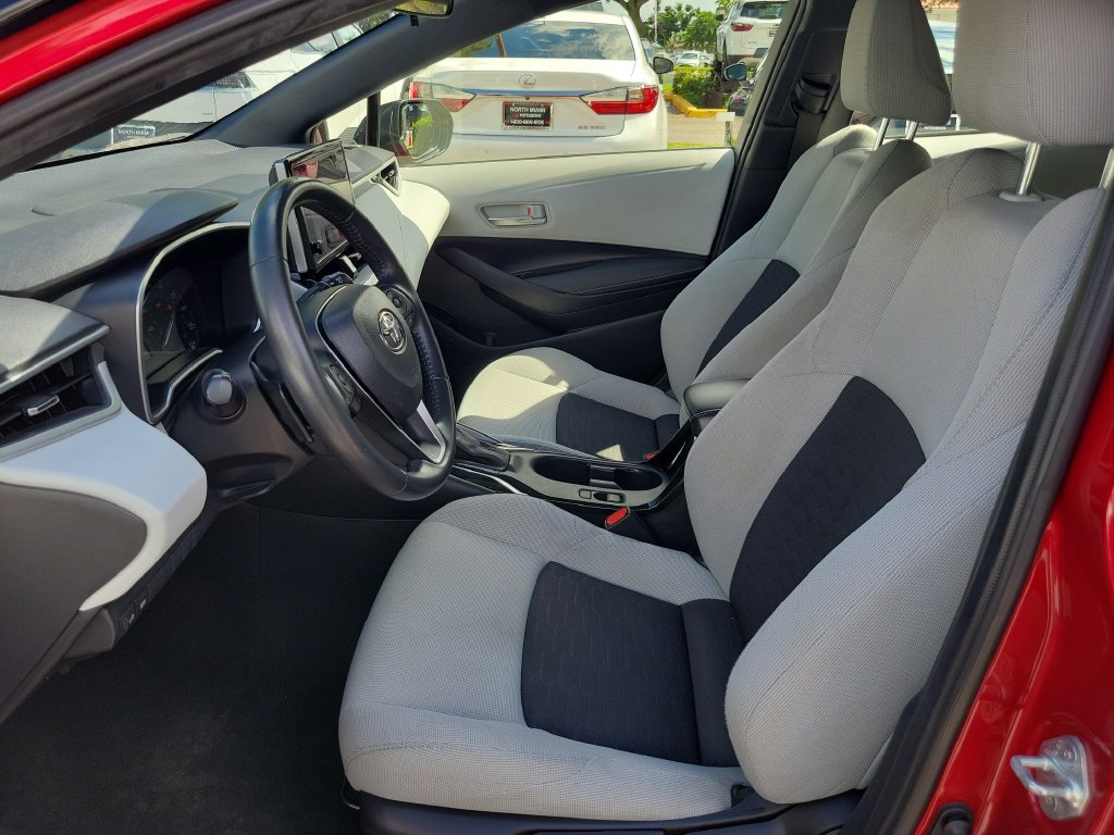 Used 2024 Toyota Corolla SE w/ SE Package FWD image 23