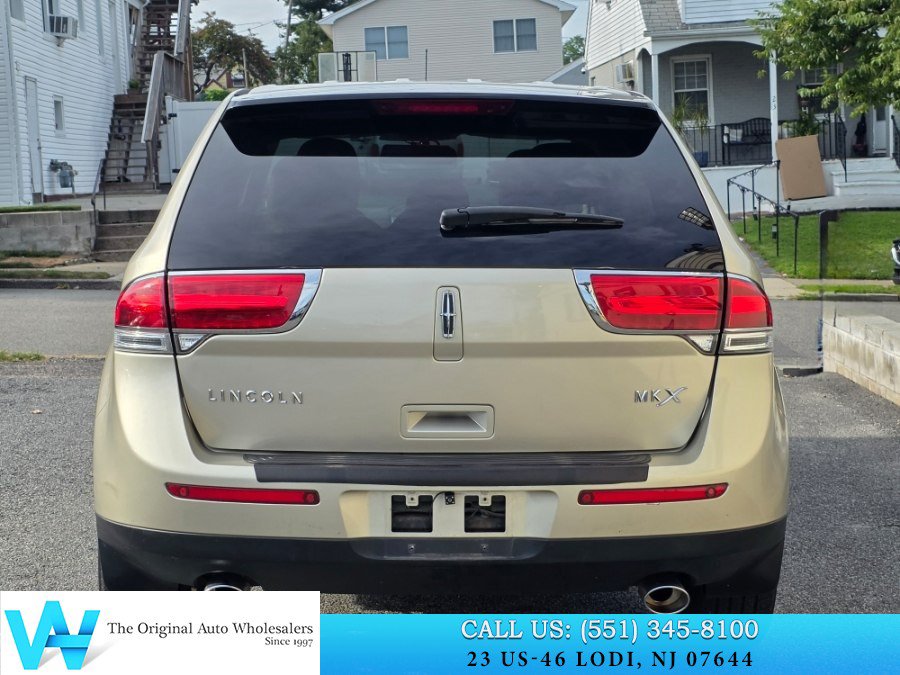 Used 2011 Lincoln MKX 2WD image 5