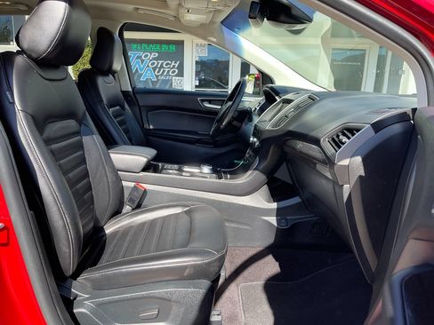 Used 2020 Ford Edge SEL w/ Convenience Package FWD image 24