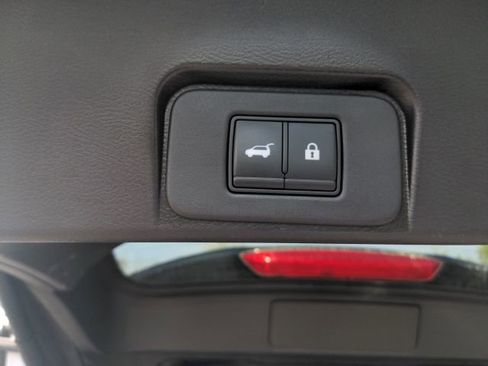 Certified 2022 Nissan Rogue SL AWD/4WD image 19