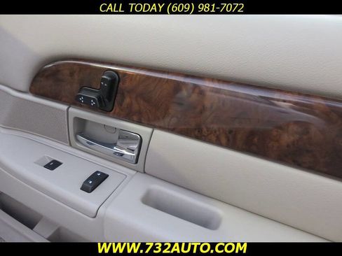 Used 2010 Mercury Grand Marquis LS image 15