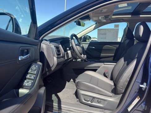 New 2026 Nissan Rogue Dark Armor AWD/4WD image 10