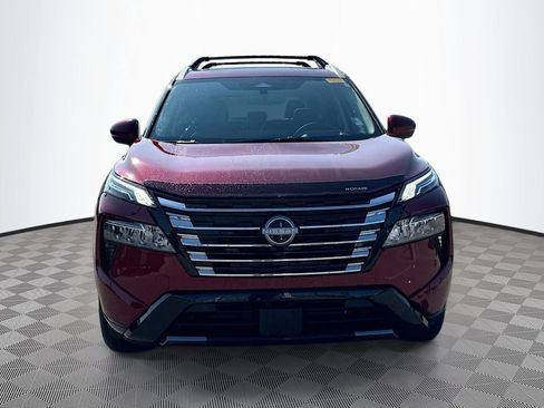 Used 2026 Nissan Rogue Platinum w/ Platinum Premium Package image 2