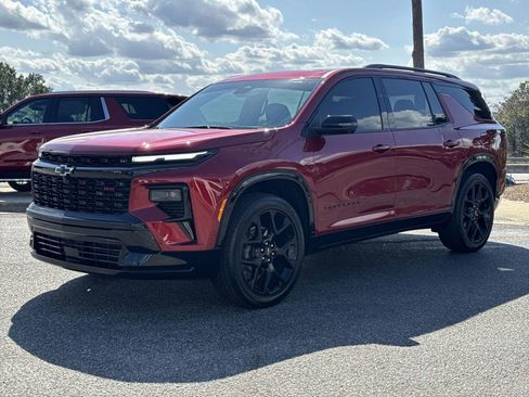 Used 2024 Chevrolet Traverse RS w/ LPO, Floor Liner Package image 5