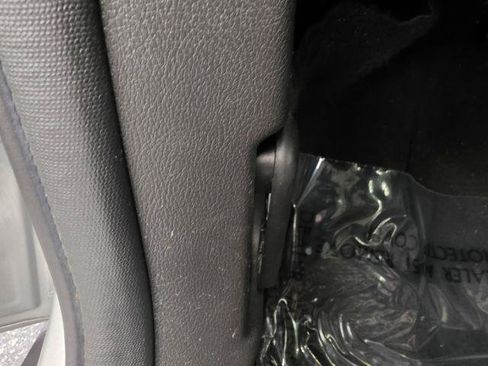 Used 2017 Ford Focus SEL FWD image 21