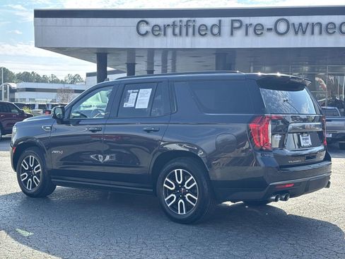 Used 2023 GMC Yukon AT4 w/ AT4 Premium Plus Package image 8