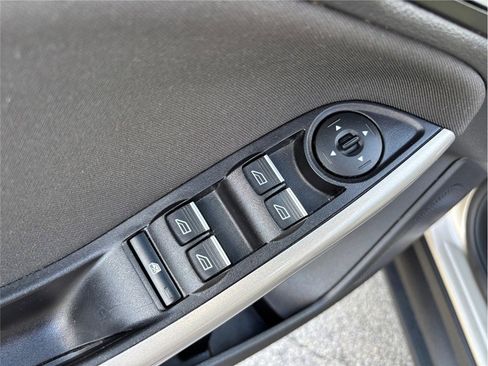 Used 2018 Ford Focus Titanium image 20