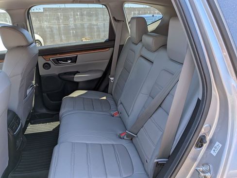 Used 2018 Honda CR-V Touring image 18