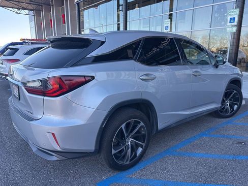 Used 2017 Lexus RX 450h AWD image 5