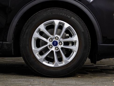 Used 2021 Ford Escape SE w/ Convenience Package image 43