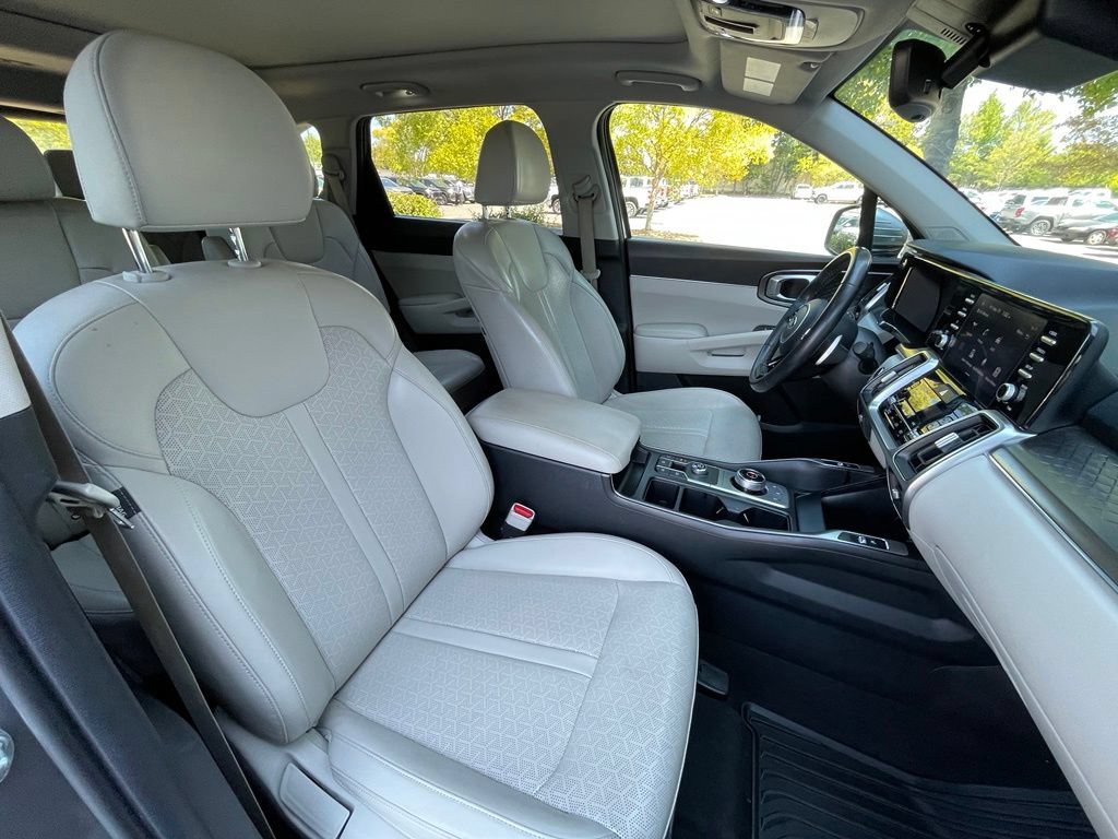 Used 2021 Kia Sorento EX FWD image 33
