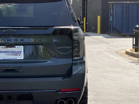 Used 2025 Chevrolet Tahoe Z71 w/ Z71 Off-Road Package image 24