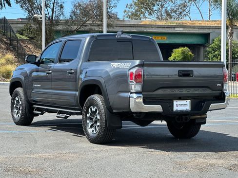Used 2023 Toyota Tacoma TRD Off-Road AWD/4WD image 3