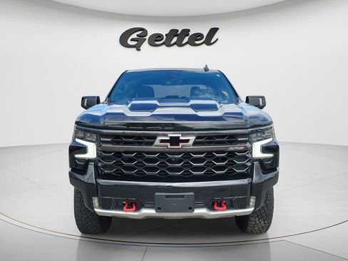 Used 2022 Chevrolet Silverado 1500 ZR2 w/ Technology Package AWD/4WD image 2