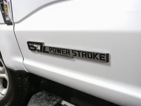 Used 2025 Ford F350 XLT image 8