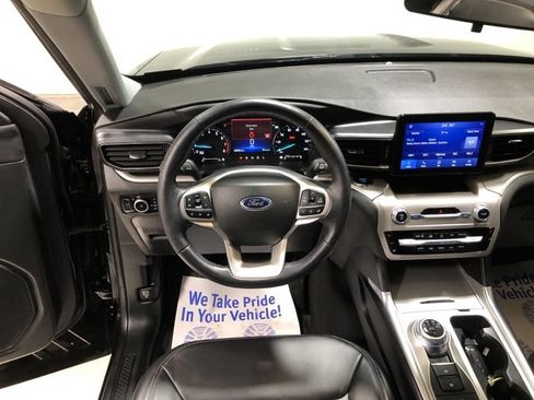 Used 2023 Ford Explorer XLT w/ Equipment Group 202A image 36