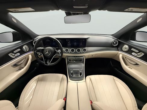 Used 2022 Mercedes-Benz E 350 Sedan image 16