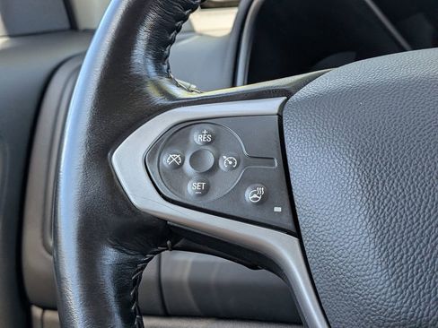 Used 2022 Chevrolet Colorado LT w/ Luxury Package image 31