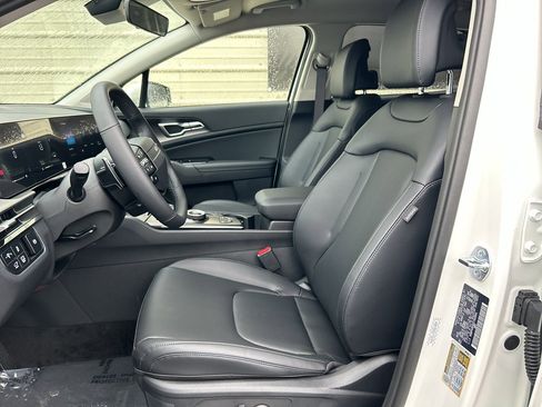 New 2026 Kia Sportage AWD Hybrid image 11