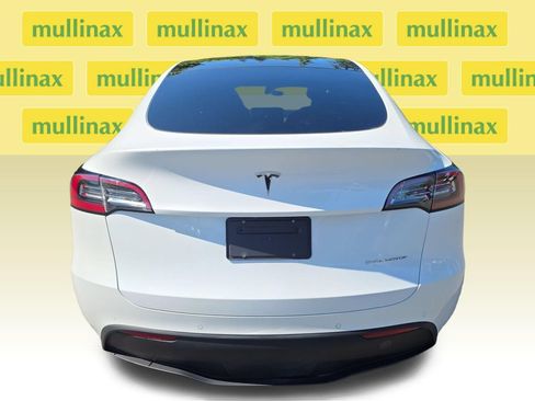 Used 2020 Tesla Model Y Long Range AWD/4WD image 28