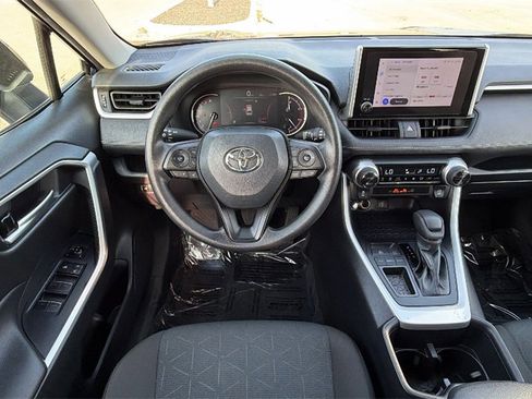 Certified 2025 Toyota RAV4 XLE image 27