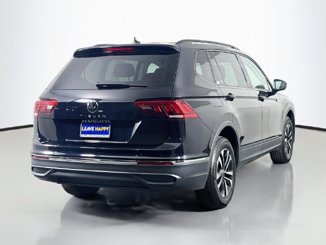 Used 2022 Volkswagen Tiguan S FWD image 7