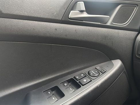 Used 2016 Hyundai Tucson SE w/ Option Group 02 image 17