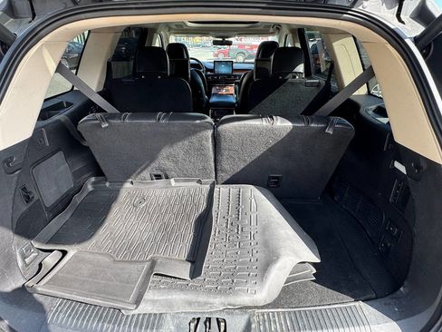 Used 2021 Lincoln Aviator Reserve w/ Equipment Group 210A image 29