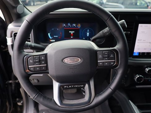 Used 2025 Ford F350 Platinum image 13