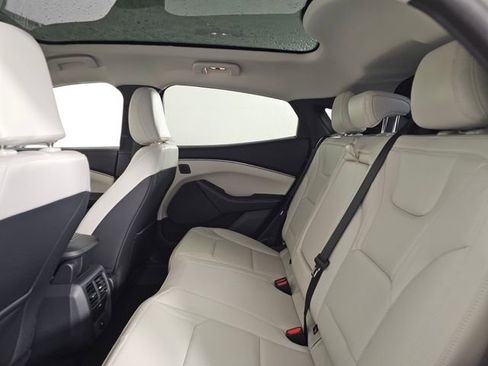 Certified 2025 Ford Mustang Mach-E Premium image 19