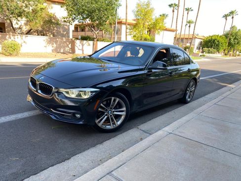 Used 2018 BMW 330i Sedan RWD image 13