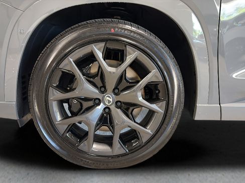 New 2026 Lexus TX 500h AWD image 11